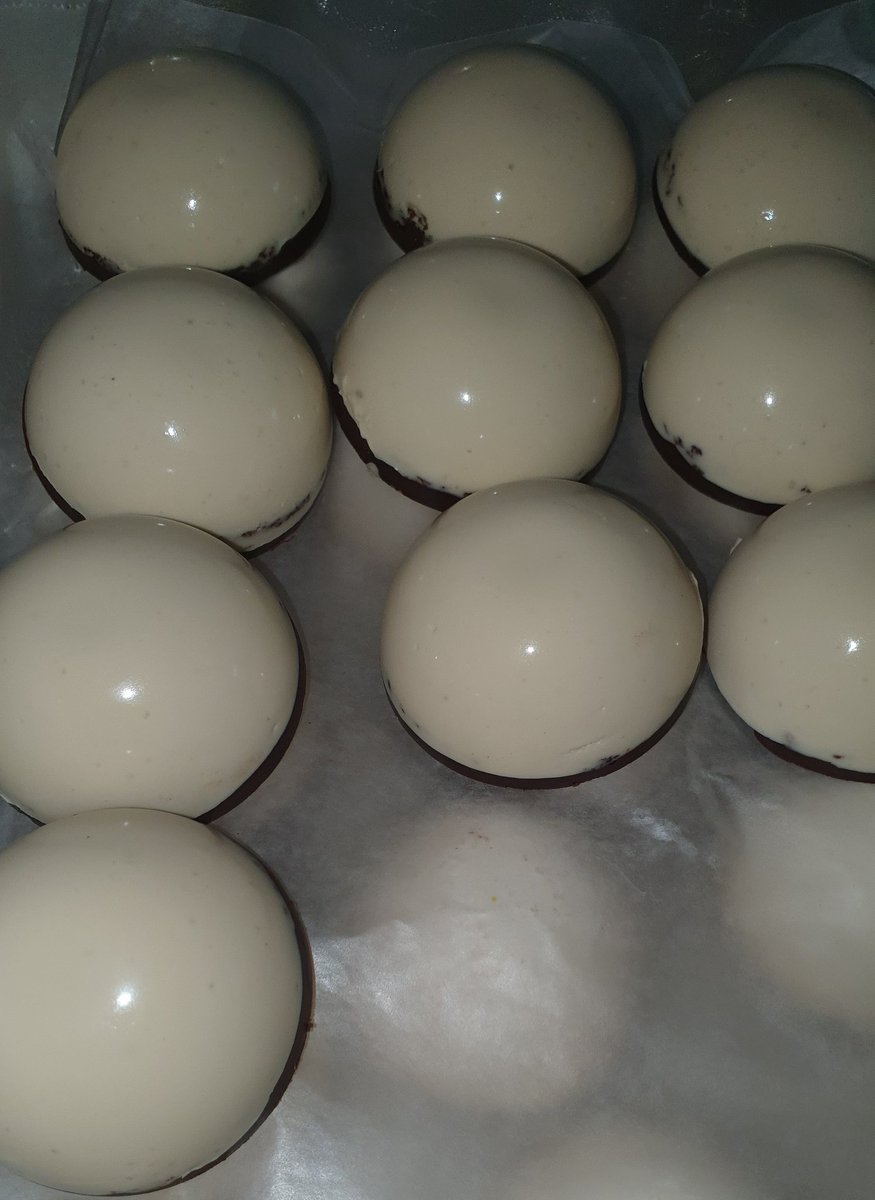 Deliciosos Keto Coffee Cheesecake Bites en proceso oara entregas este sábado.