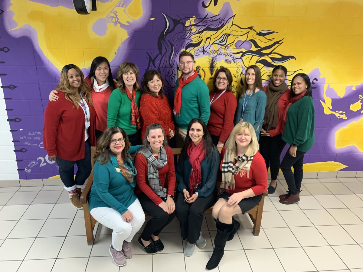 TallwoodLions's tweet photo. Our world languages teachers are out of this world! Thank you for all you do to introduce our students to new languages, cultures, travel, and more. You are #LionsAmazing! 🦁💛💜 #TeacherAppreciationWeek #ThankATeacher #LoveEducators https://t.co/snJk24jusx
