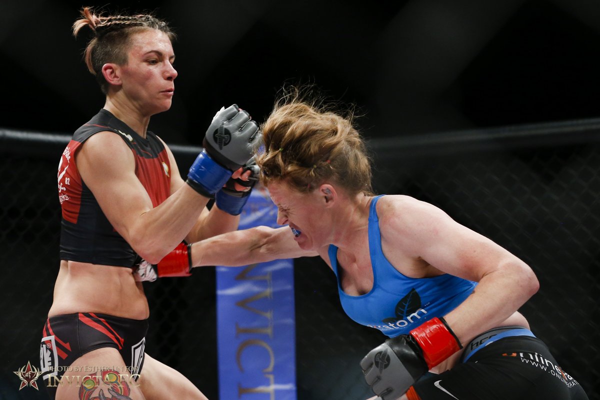 InvictaFights's tweet photo. On This Day: #InvictaFC17's main event saw bantamweight champion @tonyaevinger endure a five-round, grueling battle with Colleen Schneider to retain her title. https://t.co/MIZaQoAzpX