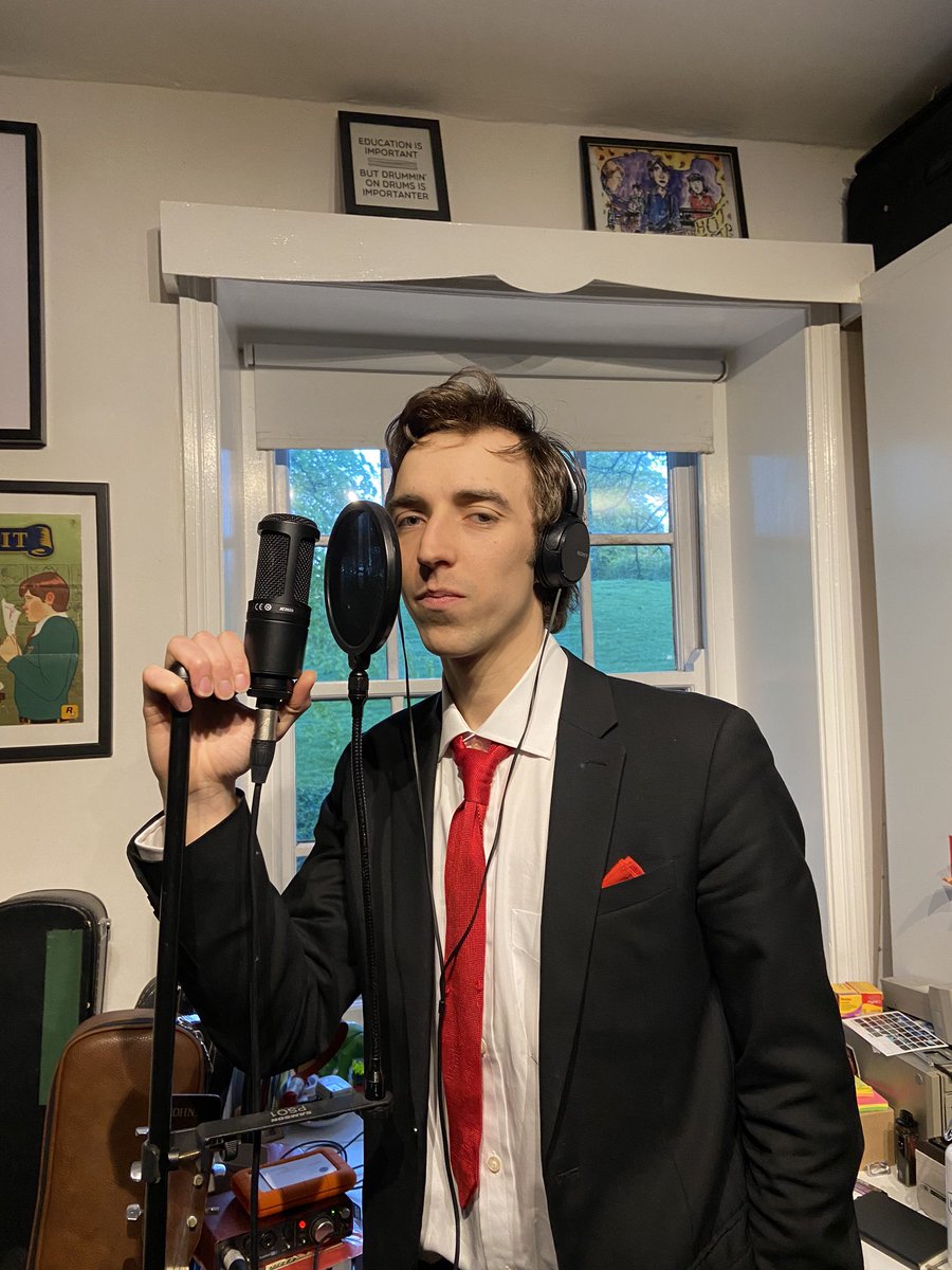 Going live in 5, 4, 3, 2, 1... we’re live on <a href="/StreamGm/">StreamGM</a>❗️

Tune in for new songs, old songs &amp; an interview... 

Watch here 📺👇

unitedwestream.co.uk

#SaveOurVenues #UnitedStreamGM