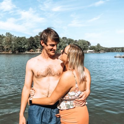 MadisonLane1's tweet photo. #NewProfilePic I’m really sorry I literally only get on twitter to change my pic every few months lol https://t.co/XPqjgNiWfg