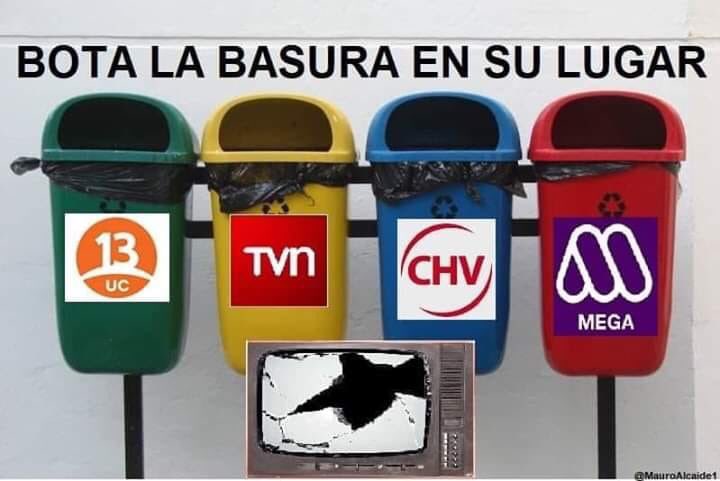 sapijoma2's tweet photo. @IgnacioIriarte @lauralbornoz CLOACAS @24h_viapublica https://t.co/uGu1ipbNXT