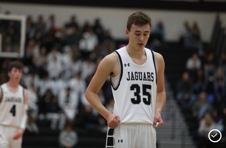 ACHSboyshoops's tweet image. Thanks to @Jaguars_AD for honoring our student-athletes last night. The man does an amazing job of spreading the Jaguar spirit. Congrats to our 3 guys moving on to play b-ball at the next level.