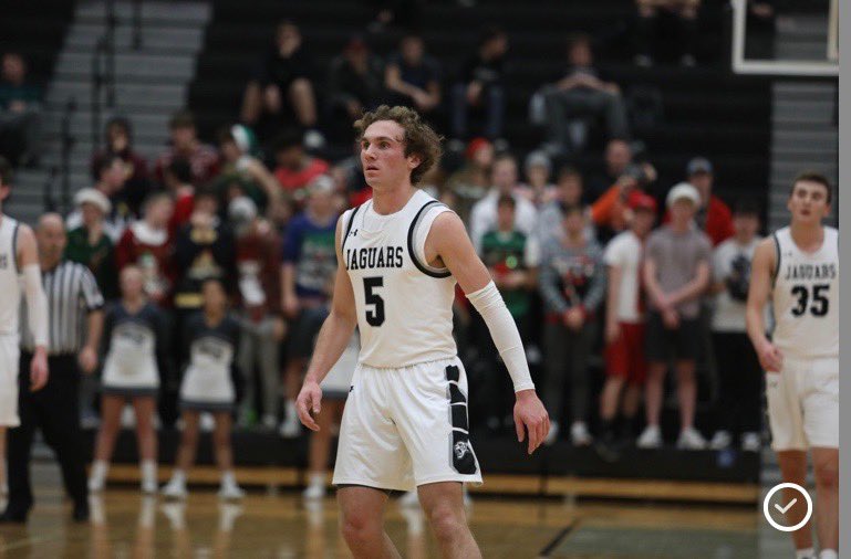 ACHSboyshoops's tweet image. Thanks to @Jaguars_AD for honoring our student-athletes last night. The man does an amazing job of spreading the Jaguar spirit. Congrats to our 3 guys moving on to play b-ball at the next level.