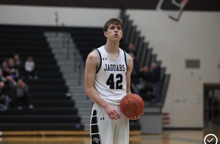 ACHSboyshoops's tweet image. Thanks to @Jaguars_AD for honoring our student-athletes last night. The man does an amazing job of spreading the Jaguar spirit. Congrats to our 3 guys moving on to play b-ball at the next level.