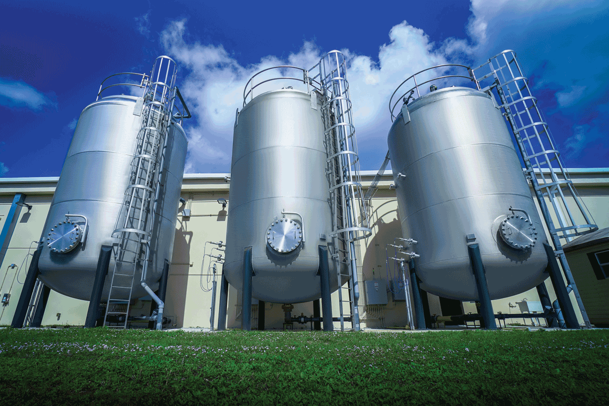 BCRenv's tweet photo. Did you know that the US processes approx 34 billion gallons of wastewater every day? https://t.co/RjAWcT2eSA #BCRneutralizer #lowerwaste #wastewatersolutions https://t.co/KNuqYoLc12