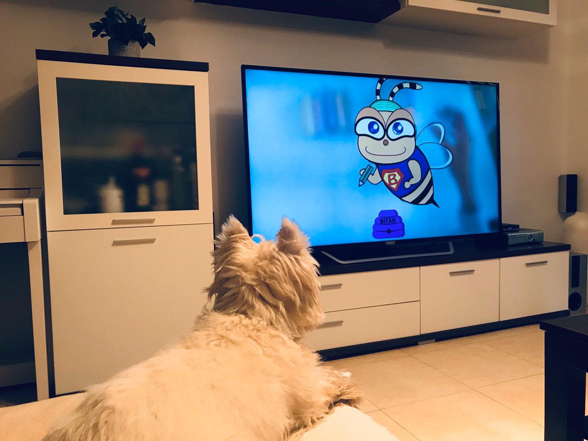 ConfinarteL's tweet photo. Seguimos coleccionando #fanesdeBifan en esta ocasión le ha tocado a José Antonio Núñez y a un amigo especial 🐶. Os recordamos que hoy estrenamos nuevo video a las 17. 
#IAUNED 
https://t.co/Gv0ntlVqhF https://t.co/mYbFtKw0zM