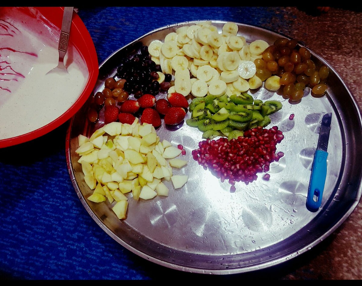 Sultanchaudhry0's tweet image. Homemade #fruitchat
#Ramadan #Aftari