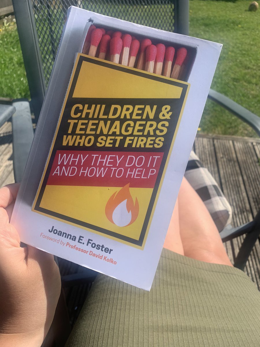 Jayjaycrouchy's tweet photo. Sunshine and research time @fabtic_ltd #alwayslearningandimproving https://t.co/GNHKEb85b8