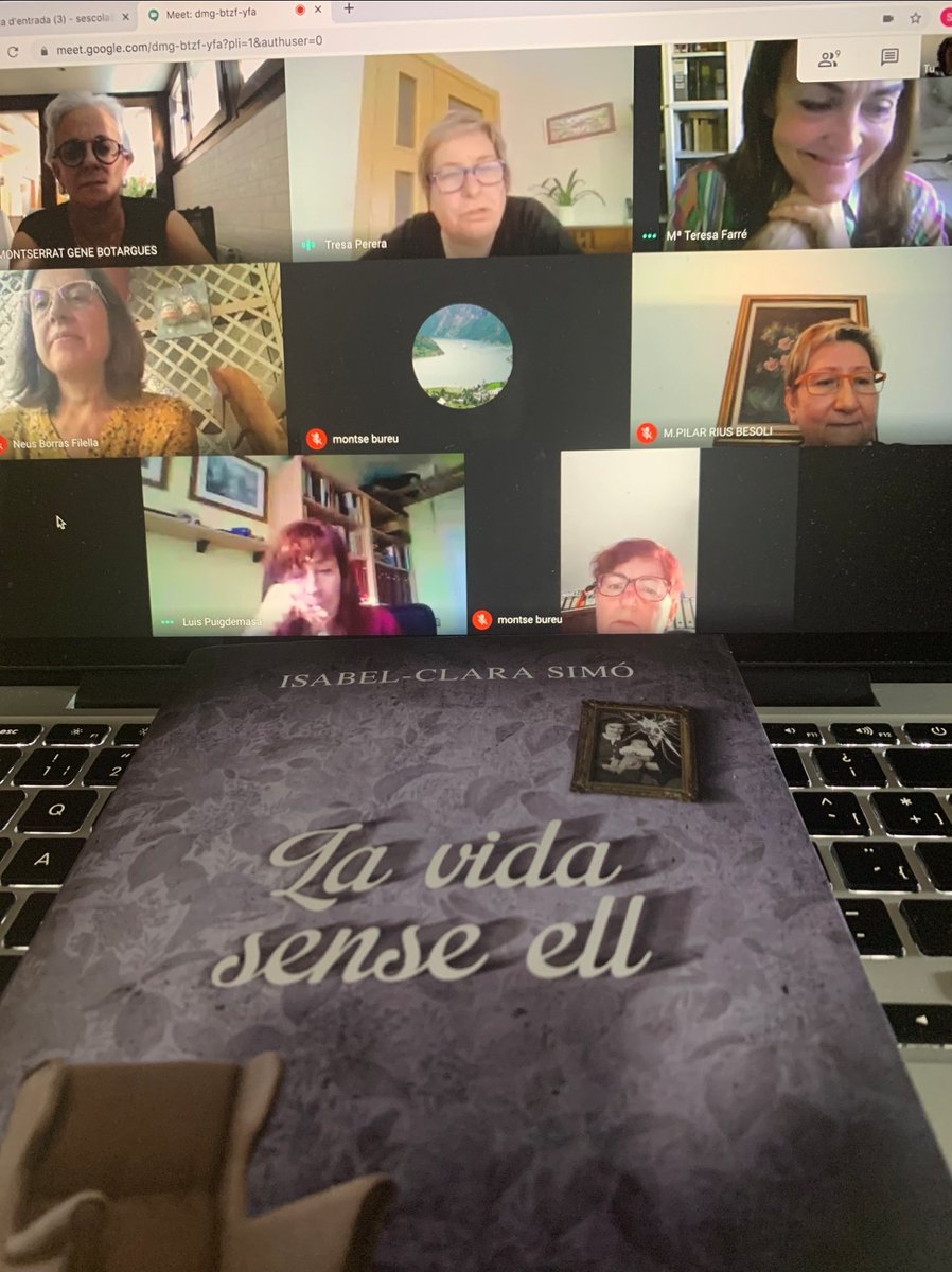 TorreVicens's tweet photo. Ahir vam tenir cita virtual amb el Club de Lectura Espurnes de Boira‼
Vam fer tertúlia de "La vida sense ell", de la Isabel-Clara Simó (@SimoClara).

@bibliotequescat @bplleida
#bibliotecaescolar #Lleida #ensagradallegir #clubdelectura https://t.co/KvZWiq7uki