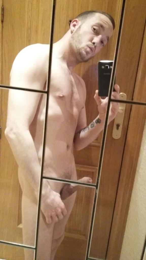 Simonhot38's tweet photo. RT otro hetero por acá https://t.co/hHgpmVXB7c