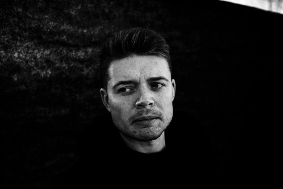 IamChill_Music's tweet photo. Bristol music producer @obylx.music releases his new single ‘Day By Day’ featuring mastering by @EngineEarz
https://t.co/Nm8YtT2P43
#QuarantineMusic #Bristol #NewSong #EngineEarz https://t.co/XJm8CzuUuN