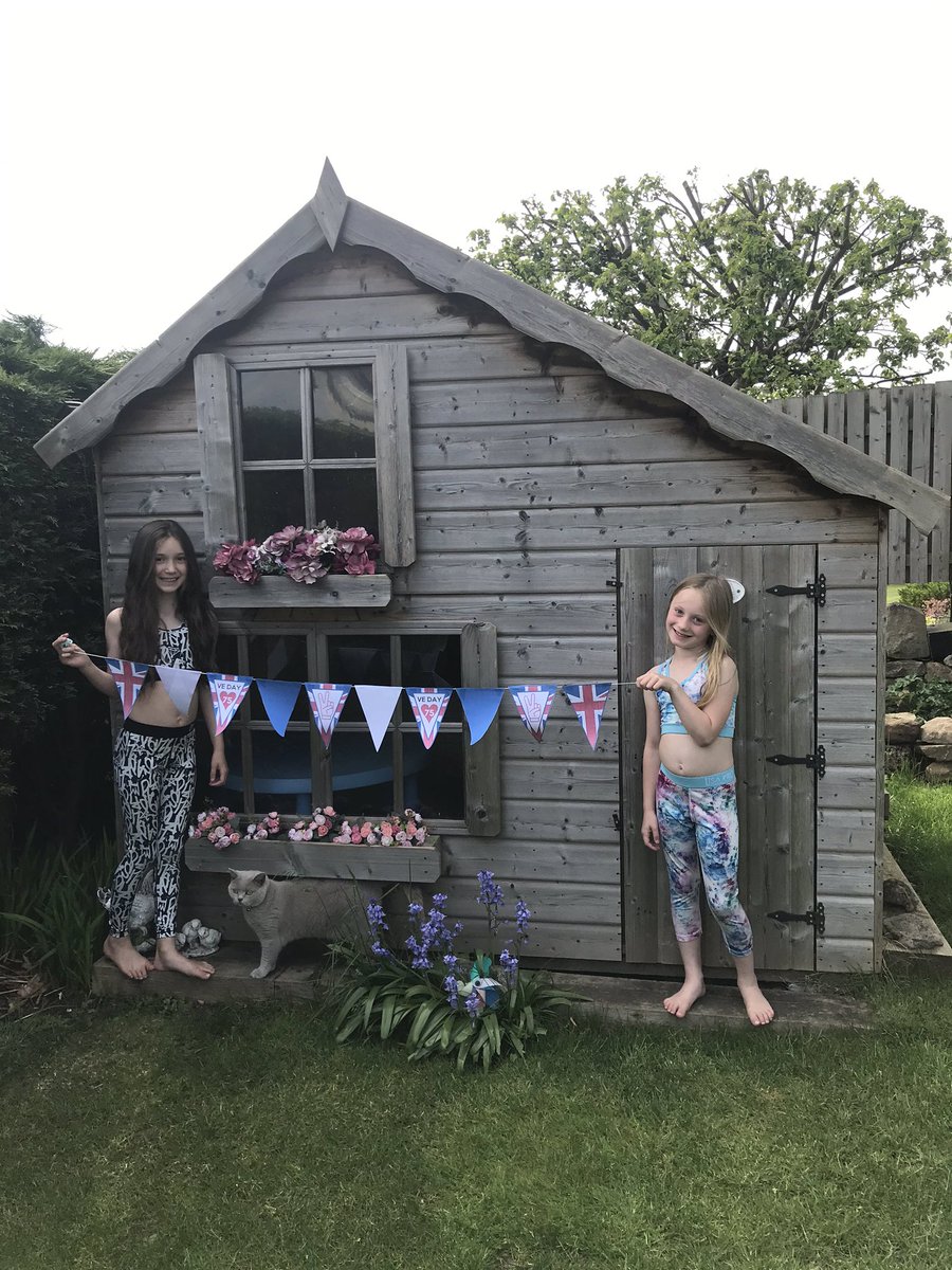katylodge11's tweet photo. @BaildonCE Nieve &amp; Lotties VE Day bunting! #VEDayAtHome https://t.co/21Mfzjxx9Z