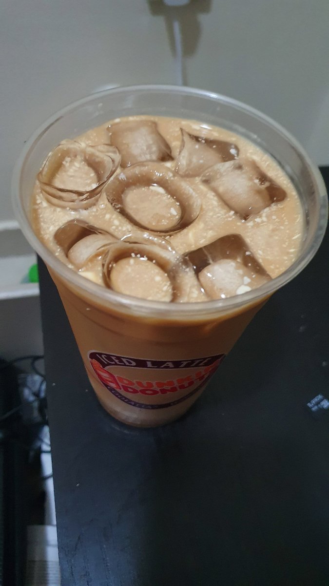 ssojc's tweet photo. @dunkindonuts Is this considered okay in your company? https://t.co/kHXDmjnxMj