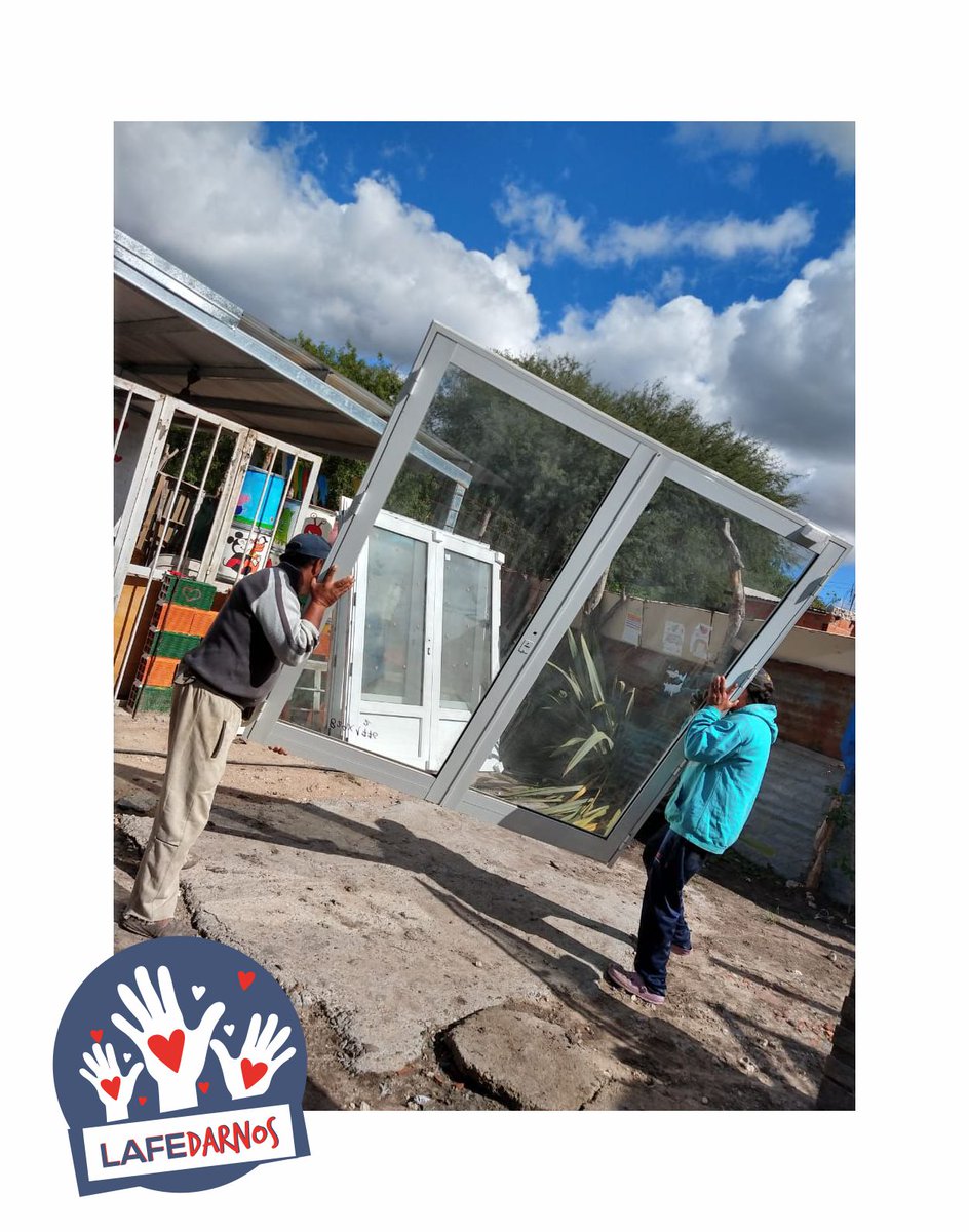 LabLafedar's tweet photo. #LAFEDAR comenzó la 2da etapa para cerrar el “Comedor Nuestros Niños” ubicado en Barrio los Berros #Paraná. El comedor brinda alimentación a niños y familias del lugar. 🍽👶👧👦 ¡Agradecemos a #NexoAberturas por colaborar y sumarse a nuestro proyecto!💪 #ProtegidosDelFrio 🧤❄️ https://t.co/bpwGOIbD1j