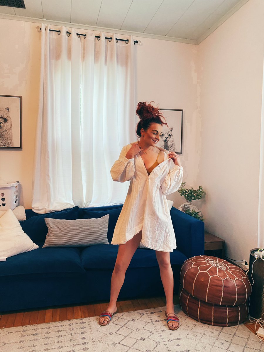 marialkanellis's tweet photo. Laundry day... from Mikes POV #nonessentialwrestler #NonEssentialFamily #freepeople #stayhomephotoshoot https://t.co/ca4QtHwO1L