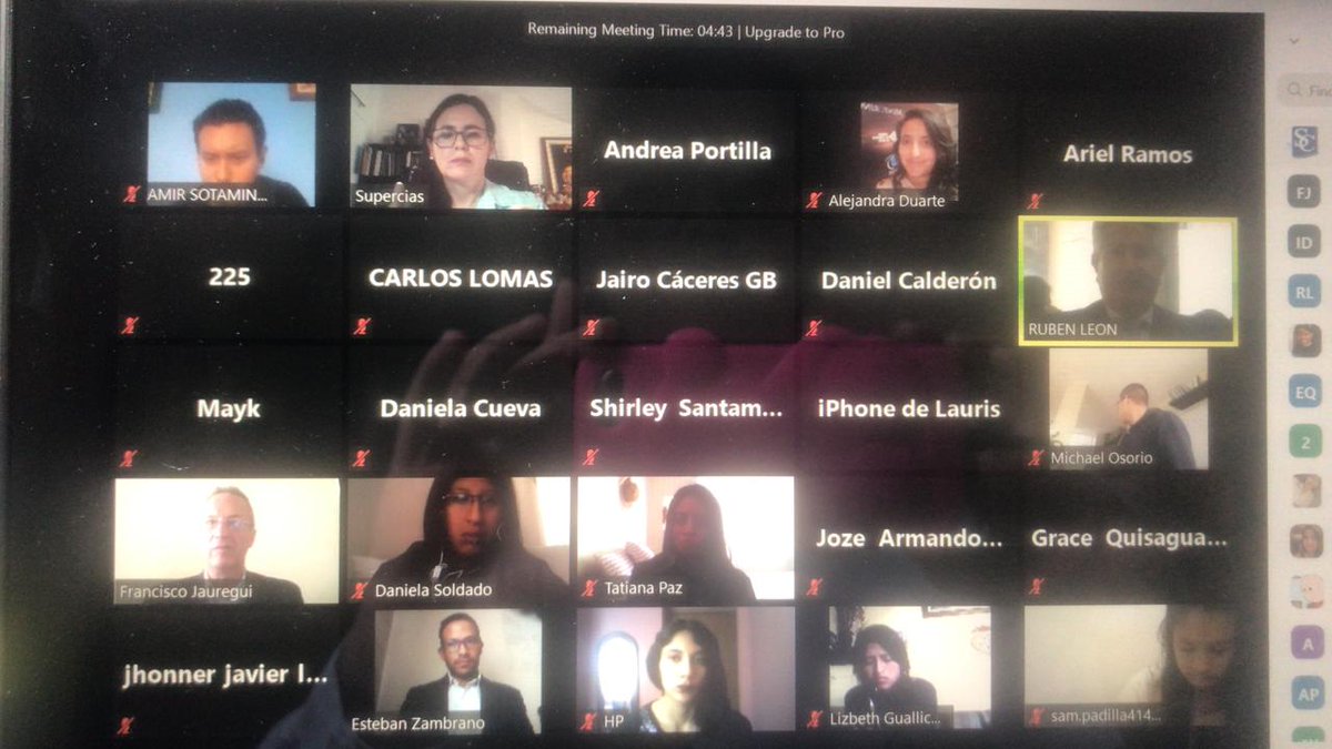SuperintEC's tweet photo. #CapacitaciónSupercias 🤓| Estudiantes de @lacentralec reciben la charla virtual "Alternativas de financiamiento e inversión a través del mercado de valores". Especialistas de la Dirección Regional de Mercado de Valores dictan la conferencia. https://t.co/LiVBtQfqTO