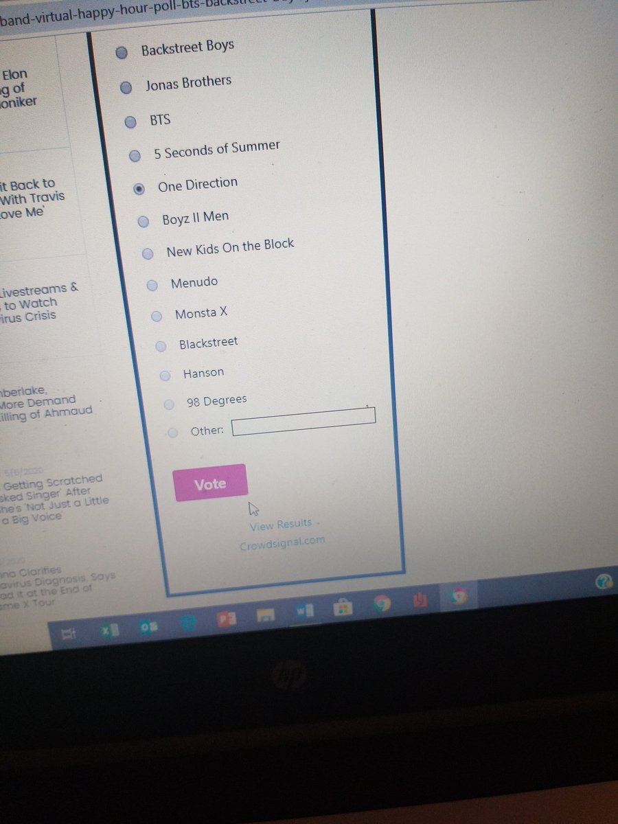 Yo aquí votando por @onedirection en ves de hacer mi tarea, lo siento mami, pero igual me voy a titular en algún momento #voteonedirection