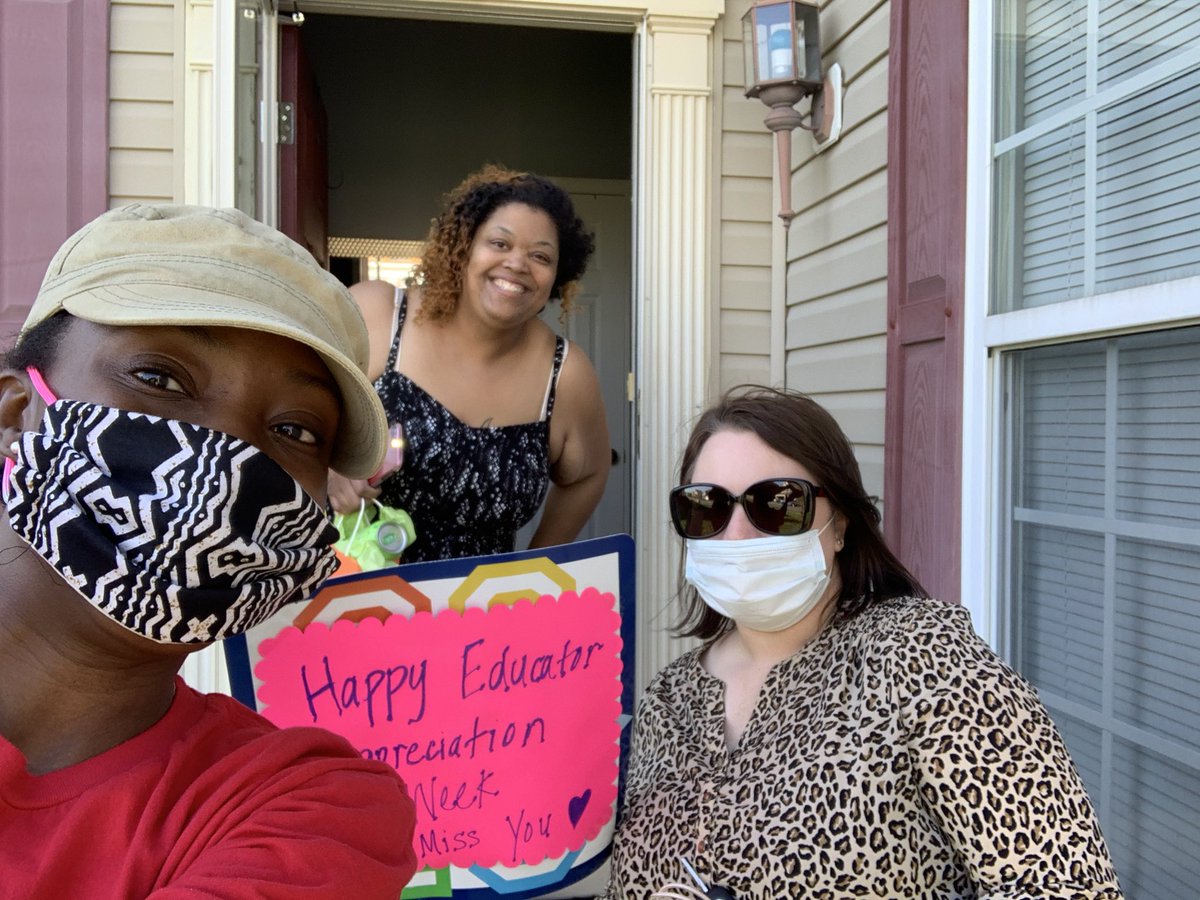 kdaniels223's tweet image. Traveled to 82 homes in 4 states over 4 days all to give a special social distancing teacher appreciation delivery to the best staff on the planet. First surprise &amp;amp; shock and then the smiles. It was all worth it!!!. ❤️ #thelittlecolonials #thepowerofwecsd #TeacherAppreciationWeek