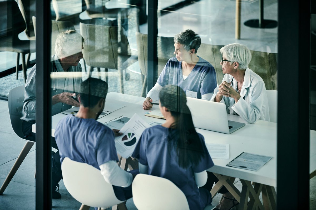 INTERREG_NWE's tweet photo. The #MATMED project supports SMEs working in the fields of Advanced Materials, Medical Devices and Regenerative Medicine, and accelerates commercialisation in these medical areas. See here how to get expert advice and further support from the project! https://t.co/rtKTuQ0qDf https://t.co/Ee870FgRbr