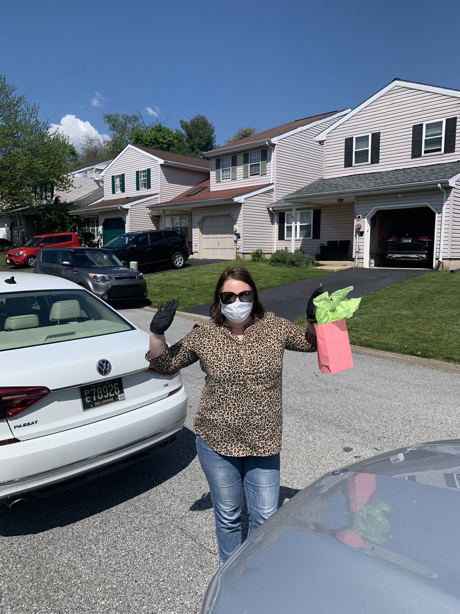 kdaniels223's tweet image. To the world’s greatest school admin assistant, Erin Kirby. Thank you for going to distance with me. We traveled up and down the state to spread joy this week. You will forever be my social distancing road dog! #TeacherAppreciationWeek2020 #thelittlecolonials #thepowerofwecsd