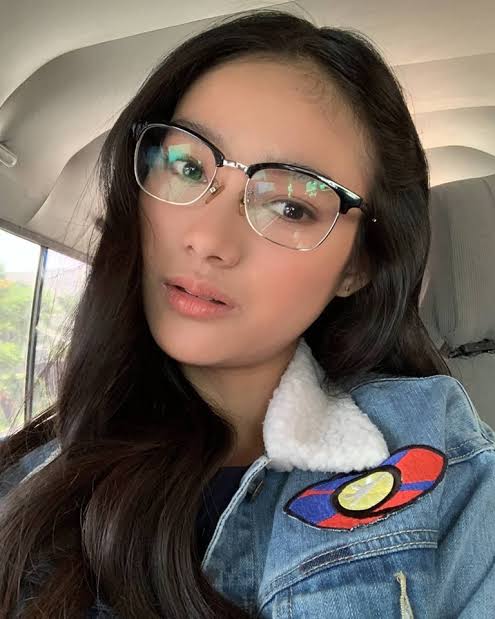 KapamilyaStars1's tweet photo. Day 1: Idol in Sunglasses
#Karseth #KarinaBautista #sethfedelin @imsethfedelin @MissKareee https://t.co/lVw016l7sT