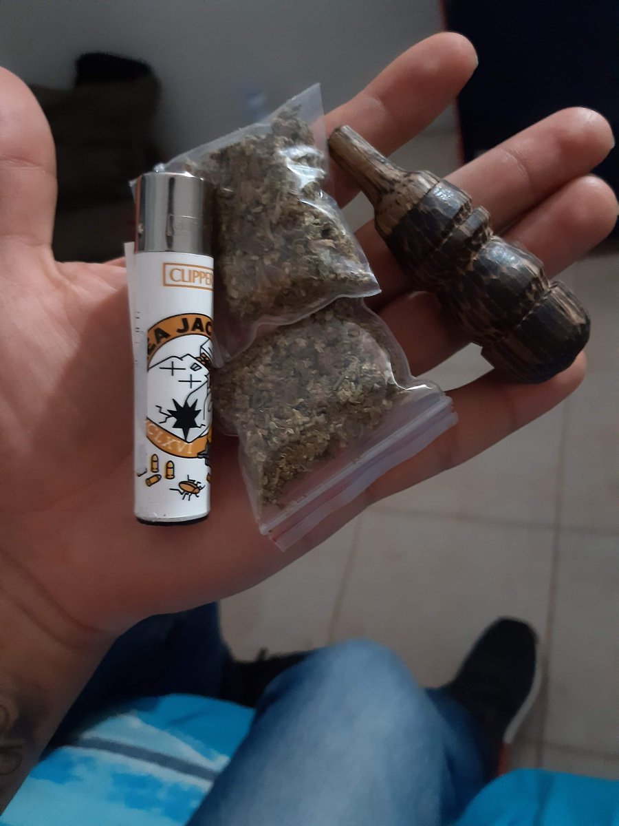 Diegori15781861's tweet photo. Vamos hacer travesuras 😈🤫😍🙈 https://t.co/vsQCSsFaie