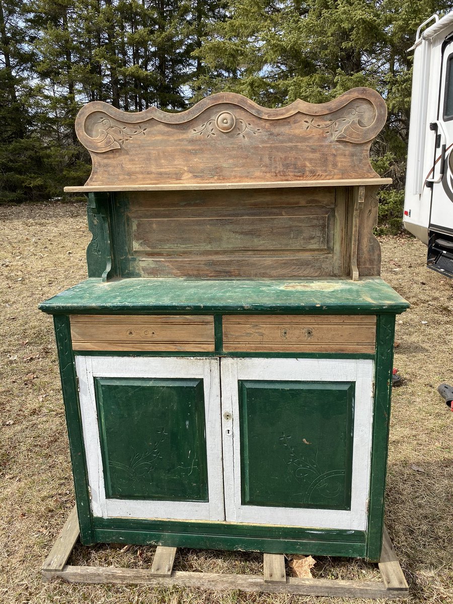 Susie Stronach tweet media