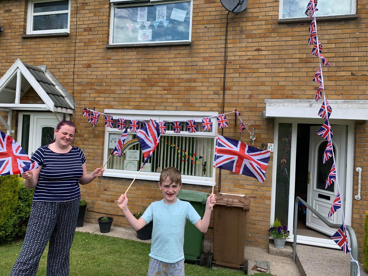 HelenD40's tweet photo. @YearFourBPS Harry and Libby already for VE Day https://t.co/mogRs7vpng