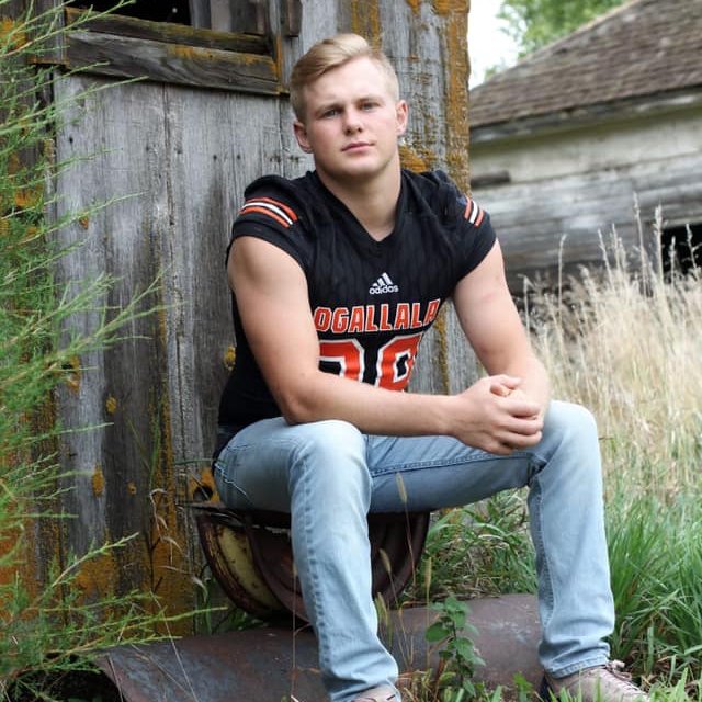 OgallalaFB's tweet photo. Senior Spotlight 
Dylon Zink
"It meant everything"
 Dylon Zink was born to play Ogallala Football.  Brought LOUD energy every day! Punished defenders that dared to tackle him. Rushed for over 2000 in his career.
2020 Western All-Star.
Thank you Dylon!
Future-LCCC, Early Education https://t.co/3JZiTdDicQ