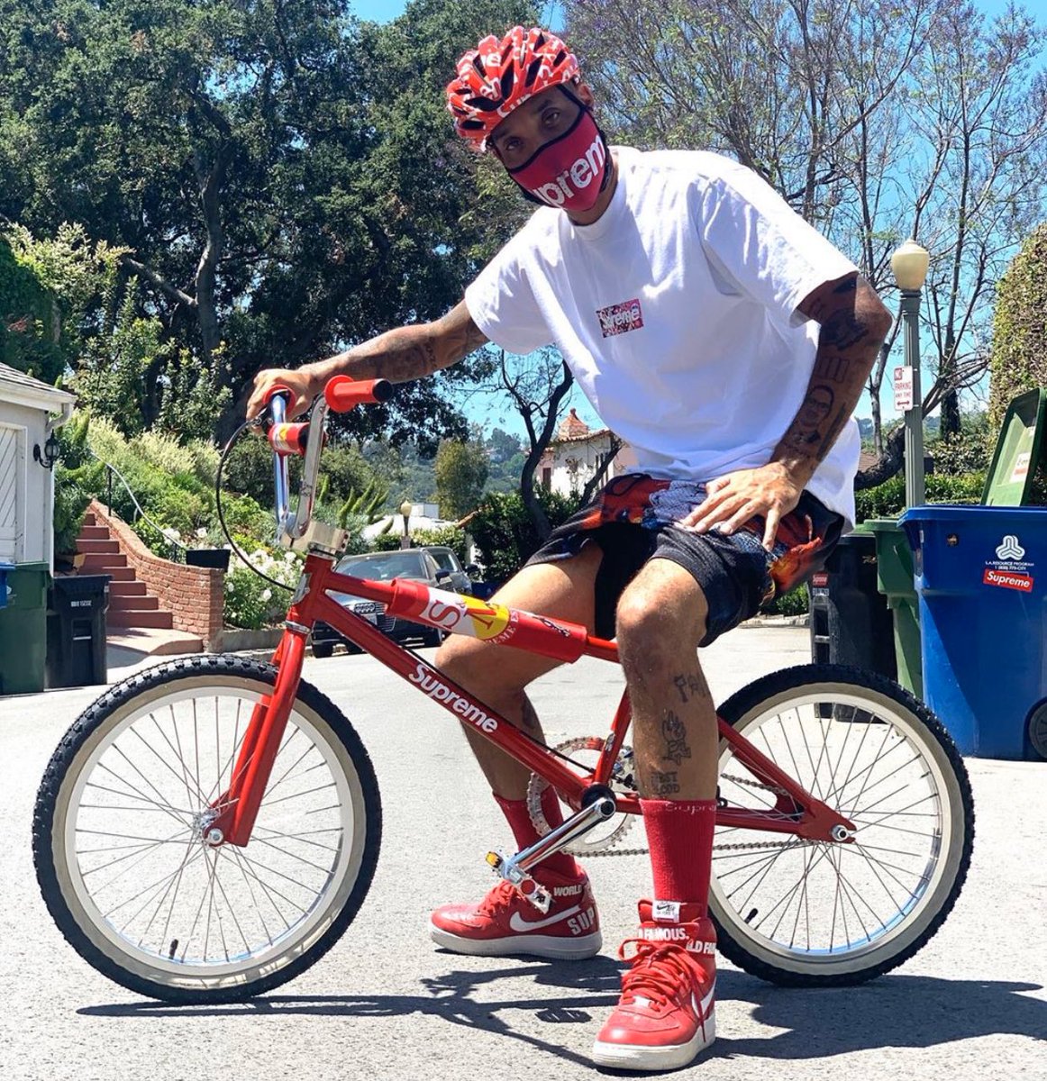 DropsByJay's tweet photo. Supreme Week 11

How did everyone do? 

W or L https://t.co/5hreWaFT2b