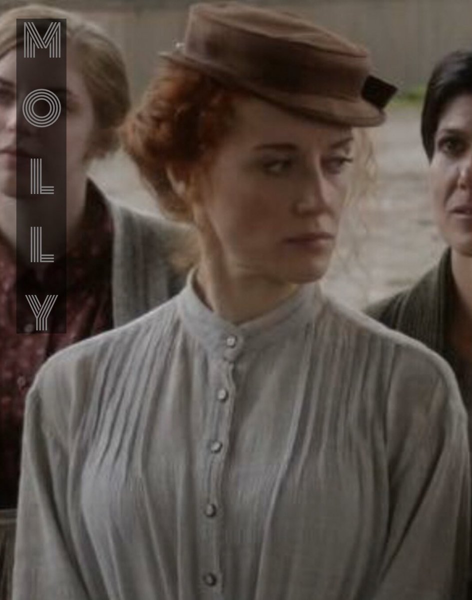 TeamFloMo's tweet photo. #Hearties it’s #TBT on this 7th day of #MarvelousMollyMonth to the S1 reaction from #MollySullivan when new schoolteacher #ElizabethThatcher said she needed a drink. Elizabeth quickly clarified not a drink-drink &amp; then headed straight into the saloon to teach the students. 🤣 https://t.co/aklp3d04Wr