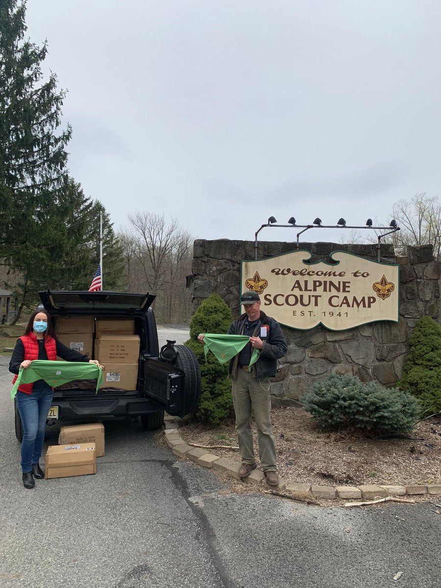 TheMeitheal's tweet photo. #TheMeitheal Week (3/4) we recieved a donation of 10,000 Neckerchiefs from @boyscouts which we donated to healthcare workers to protect them and their families outside of hospitals: https://t.co/MzAtofFu8R