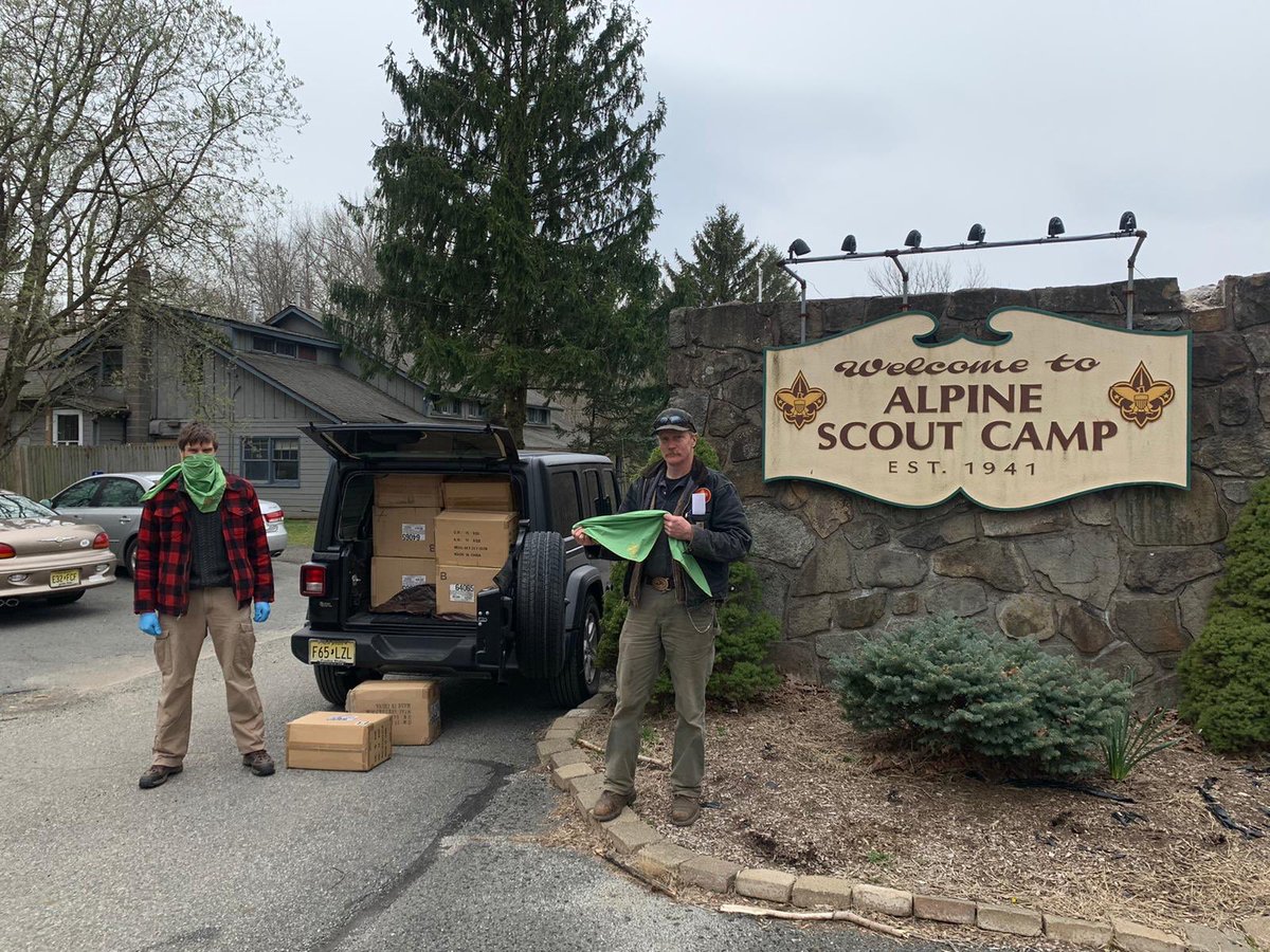 TheMeitheal's tweet photo. #TheMeitheal Week (3/4) we recieved a donation of 10,000 Neckerchiefs from @boyscouts which we donated to healthcare workers to protect them and their families outside of hospitals: https://t.co/MzAtofFu8R