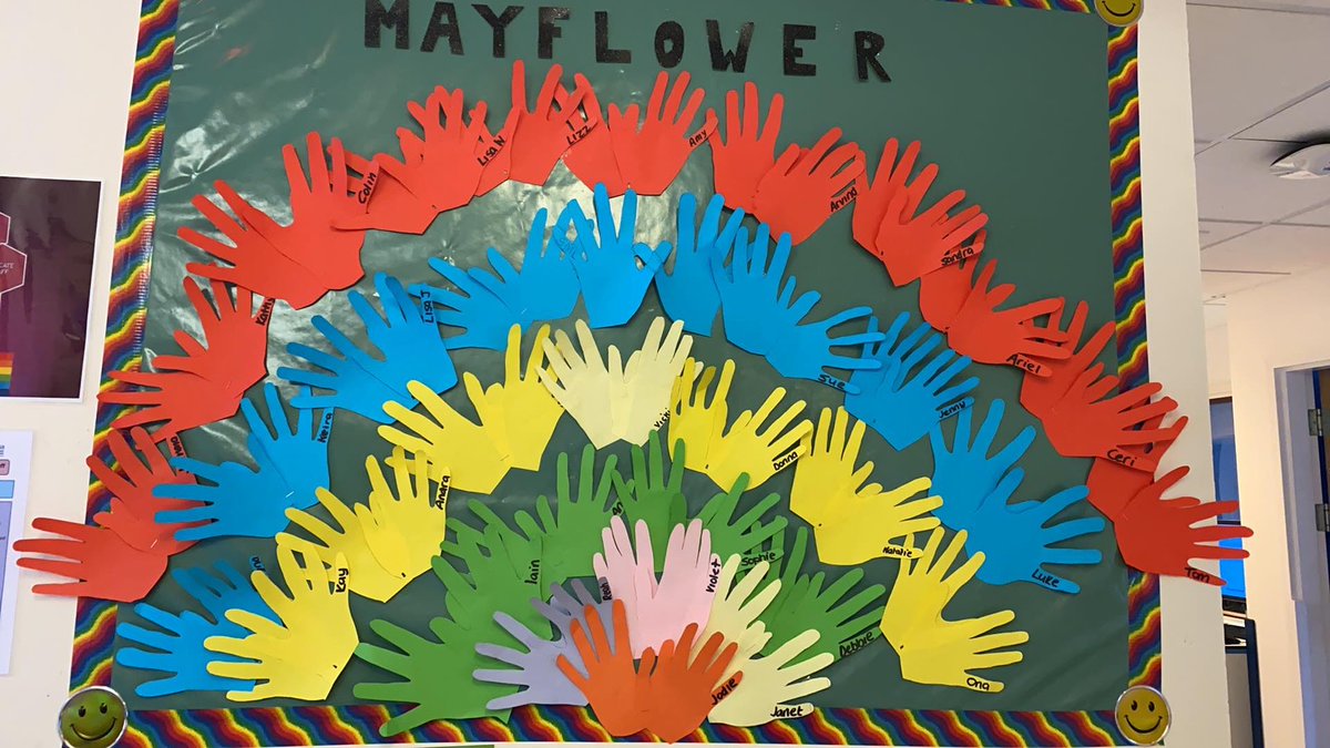 MayflowerNHS's tweet photo. 🌈 After every storm there is a rainbow’ 🌈 #TeamMayflower #TeamRenal #handsthatcare #mayflowersrainbowoflove @UHP_NHS @ https://t.co/1PCp8LUikX