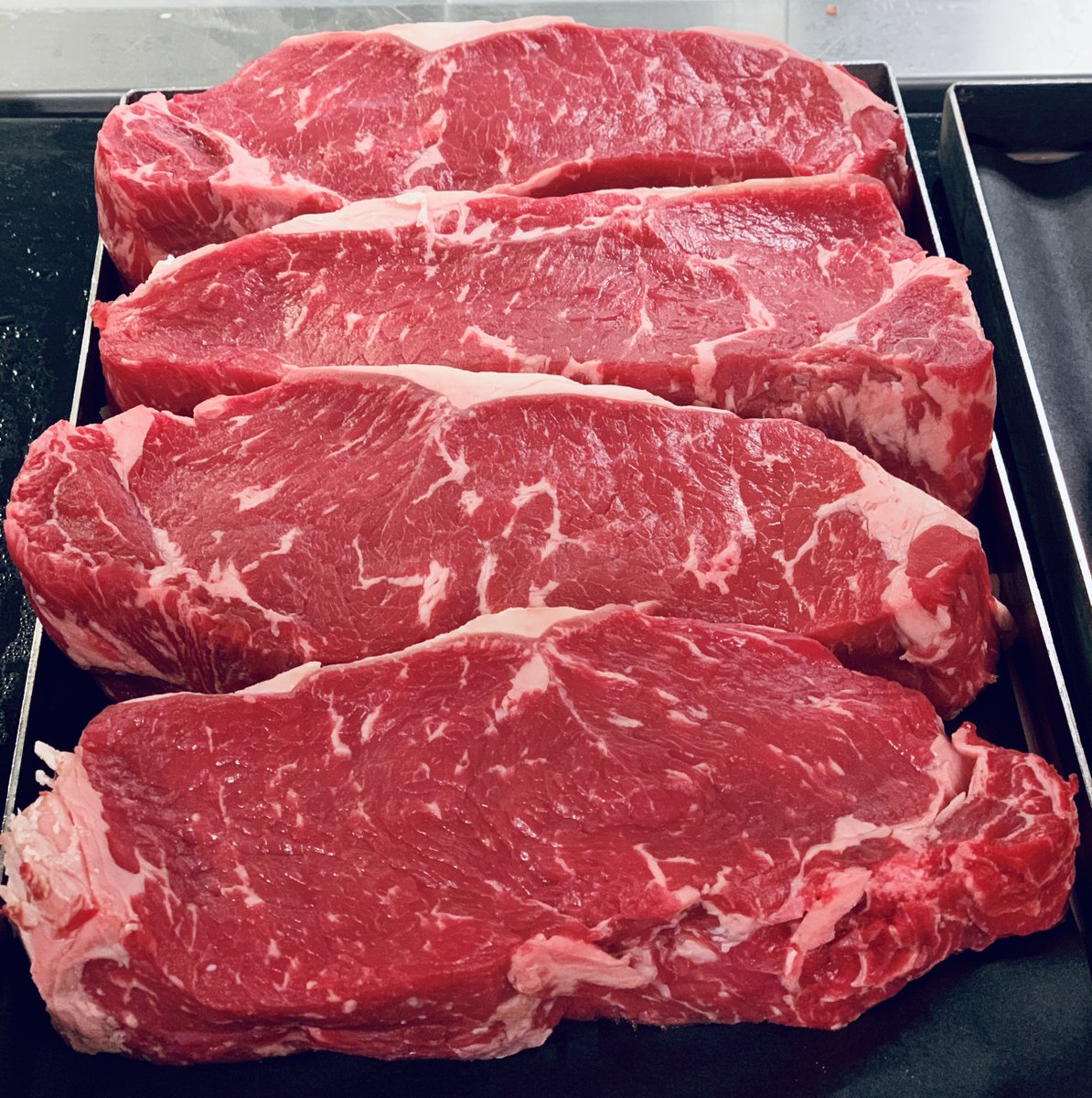 We have some fresh New York Strips for you!  Shop this Saturday and you'll save $3/lb!  Just $15.99/lb.  Of course, no added hormones or antibiotics with our steaks. Take good care and see you Saturday!

#brevard #wnc #transylvaniacounty