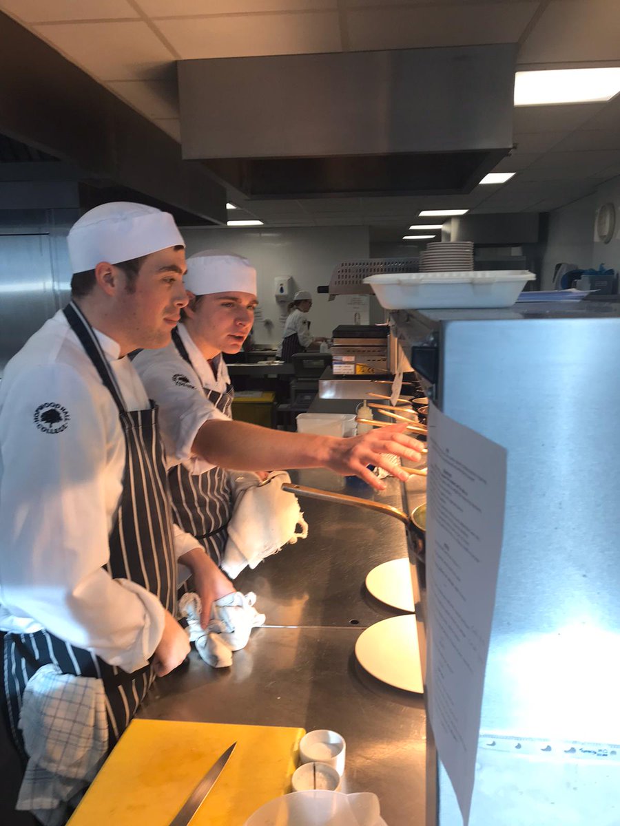 HopwoodChef's tweet photo. Learners at the 💖 of what we do: Learners get opportunities to broaden their employability skills in the Riverside Restaurant @HopwoodChef  @hopwoodhall #kitchenskills https://t.co/Pl1ODY9Tm6