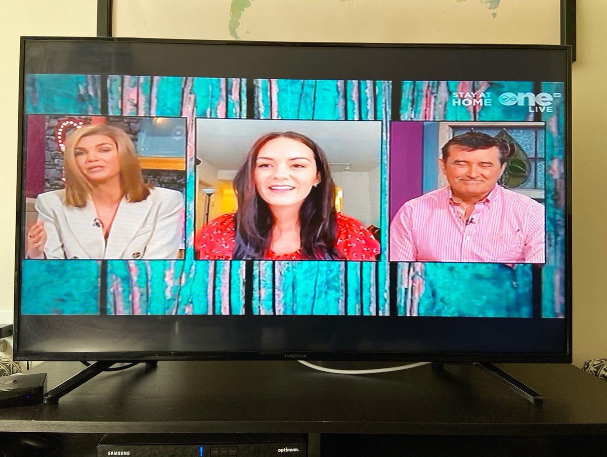 TheMeitheal's tweet photo. #TheMeitheal Week 4: We held a facebook live “Heavy Meitheal” headline by @DamienDempsey8 that had over 25,000 views and brought our GoFundMe over $50,000! You can watch it here: https://t.co/XkCAEtw5N2? Sophie appeared on the @SixOClockShow to chat about our work https://t.co/uONo0bqpmo