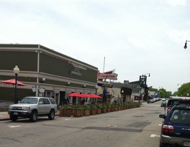WendyBa80901984's tweet photo. Parklets! Parklets! Parklets! Louisville embraces them! Why not @bouldercolorado ? Wouldn’t sales tax revenues exceed your parking revenues? We could use the extra space on the sidewalks too. #Boulder #Yes #PlankIt #Boulderboardwalk @ChipDowntown @sueprant https://t.co/B9DRz3vw31