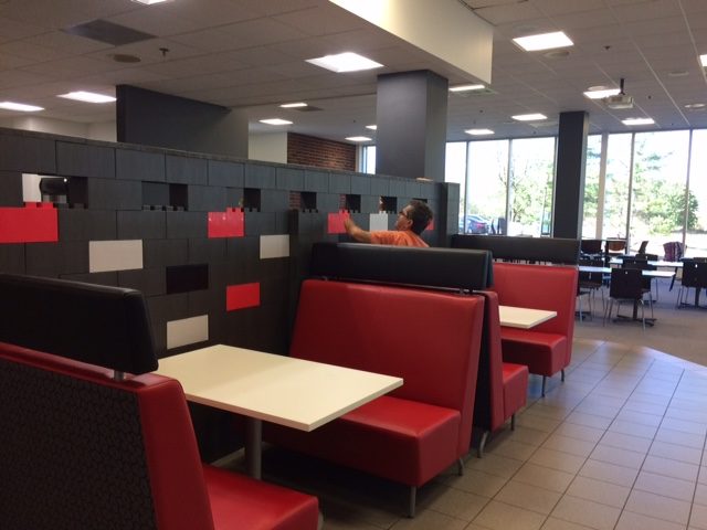 EverBlock's tweet photo. Are you a #restaurant looking to reopen? Install our modular building blocks in between seating & table stations for customers to dine safely: https://t.co/v7uF3d4IQi
#everblock #everblockwalls #sanitarywalldividers #everpanel #modularwalls #modulardividers #portablewalldividers https://t.co/Jq0PZyU3wG