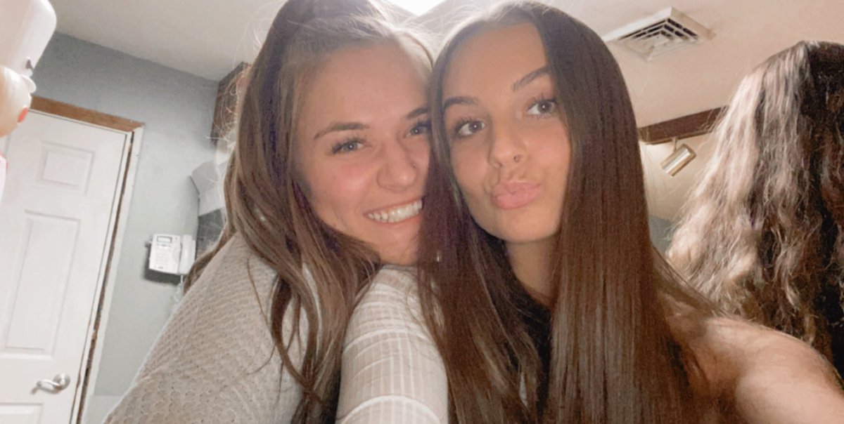 JennChristine_'s tweet photo. happy bday to the sweetest girl i know! thank u for always being there for me &amp; being the realest. i love you so much &amp; im so happy to have had u as a life long friend. hang asap xoxoxo 💕💓💖💞 @nahorniak_tori https://t.co/2kf7TOMDdB