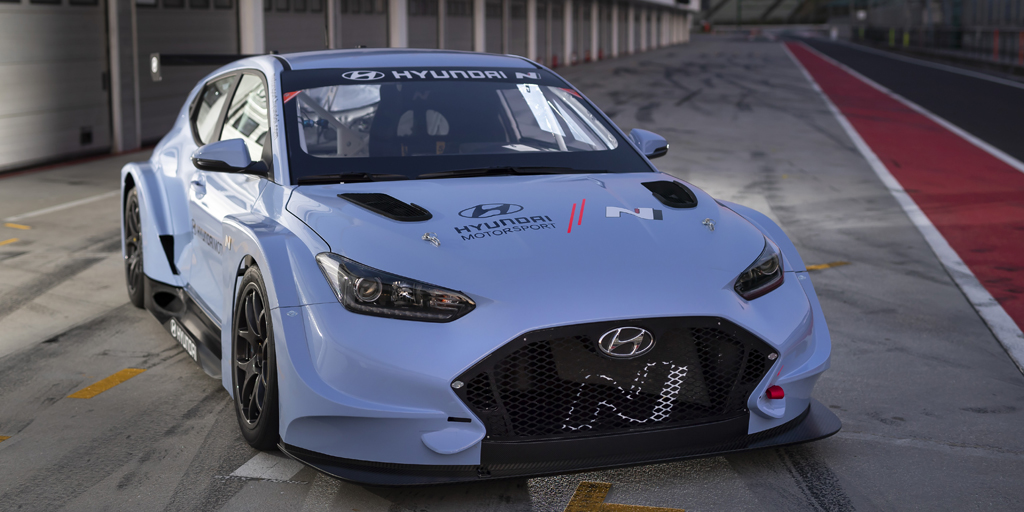 Hyundai_DE's tweet photo. #Motorsport: #Hyundai Motorsport bereitet sich auf eine erfolgreiche Zukunft in der #ETCR vor. https://t.co/RhSecjuzXi
#VelosterNETCR #Elektrorennwagen https://t.co/SzlC9Fw6Av