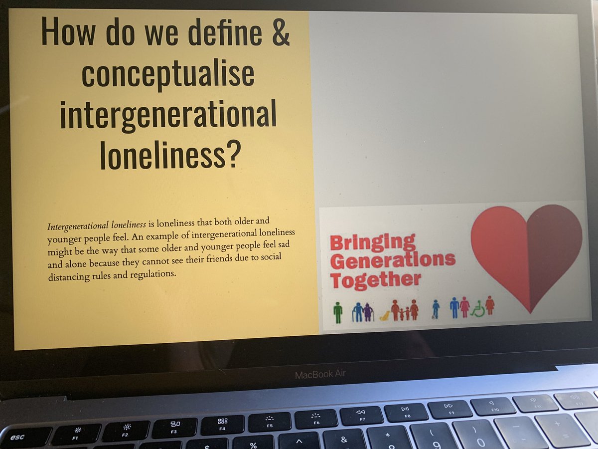 AreCreatives's tweet photo. Today was fun. We collaborated with colleagues from @NextStepsSW, @mathscoe, creatives &amp; with students from across the college to discuss feelings of loneliness and how they could take an active role in providing solutions. Such important conversations. #LetsTalkLoneliness https://t.co/KpUR60JEA7