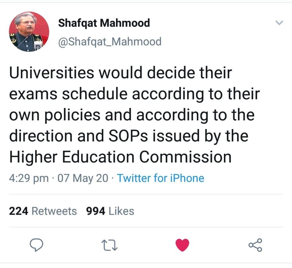 NadirPanhwar1's tweet photo. I don't know why government not taking universities students lives serious. They did a ridiculous decision to promote only 9,10,11th and 12th classes.
Our life's are also valuable.
Gov should cancel universities exams also.
@Shafqat_Mahmood
#CallOffUniversitiesExams
#Noexam https://t.co/zbDpVY4yil