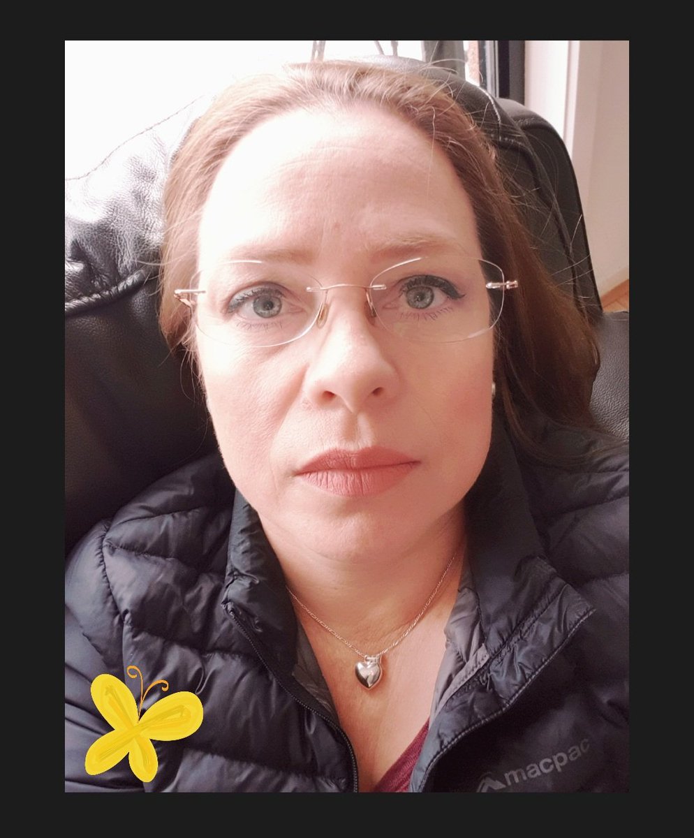 Marcela (@smmsxsmms) on Twitter photo 