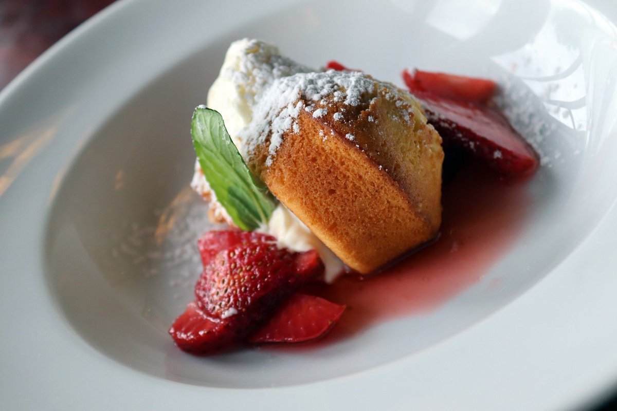 DjangoDSM's tweet image. Mother's Day Brunch Catering- 
Call 515-288-0269