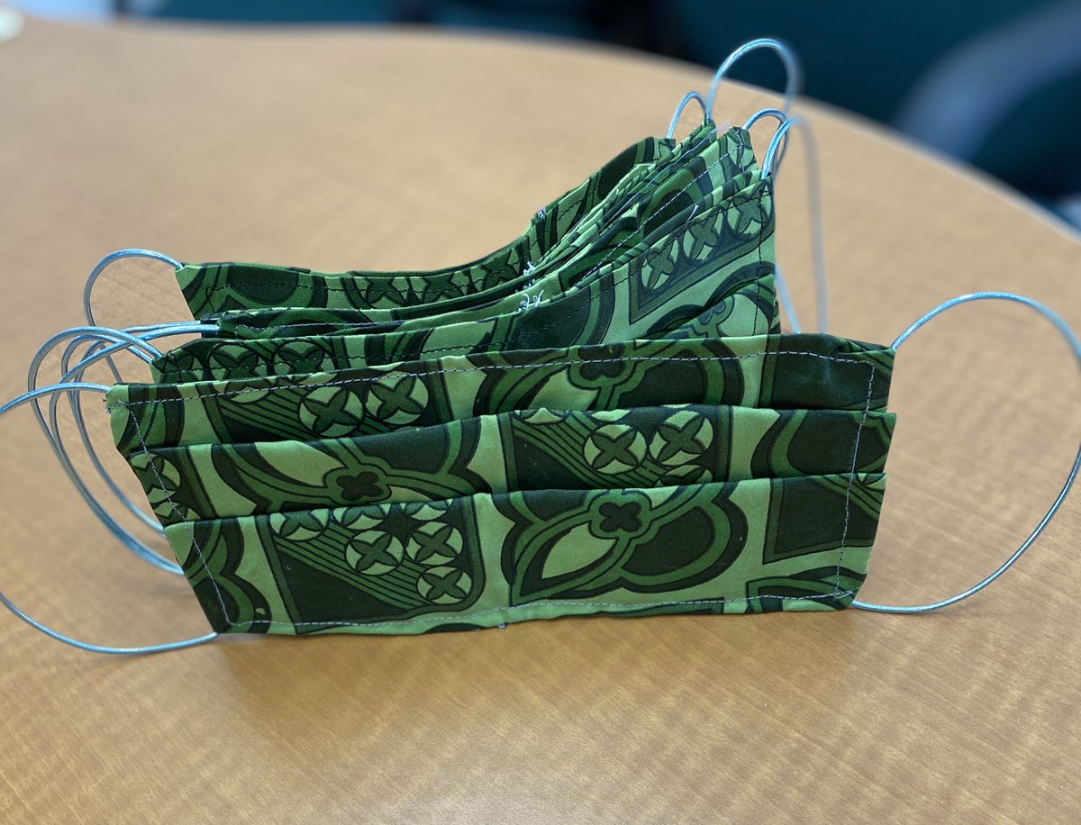 #TDErin has the best customers! Thank you for our TD green face masks 💚 ⁦<a href="/TownofErin/">Town of Erin</a>⁩ ⁦<a href="/dawn_kivell/">Dawn Kivell</a>⁩ ⁦<a href="/Condelloe/">Ester Condello</a>⁩ 👍