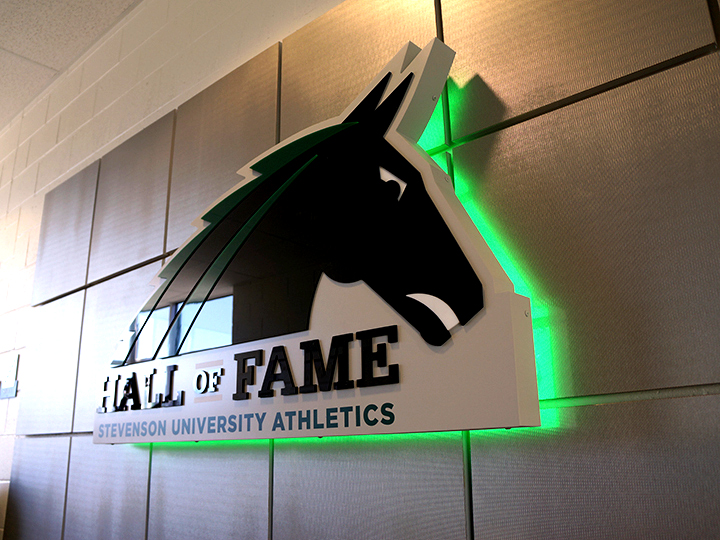 Marketechs's tweet photo. Continuing with Flashback Features - take a look at our work for @StevensonU. The fieldhouse rebranding project centered around a dynamic and interactive Hall of Fame. #firstimpressionsmatter #marketechs @GoMustangSports https://t.co/H419QUamc8