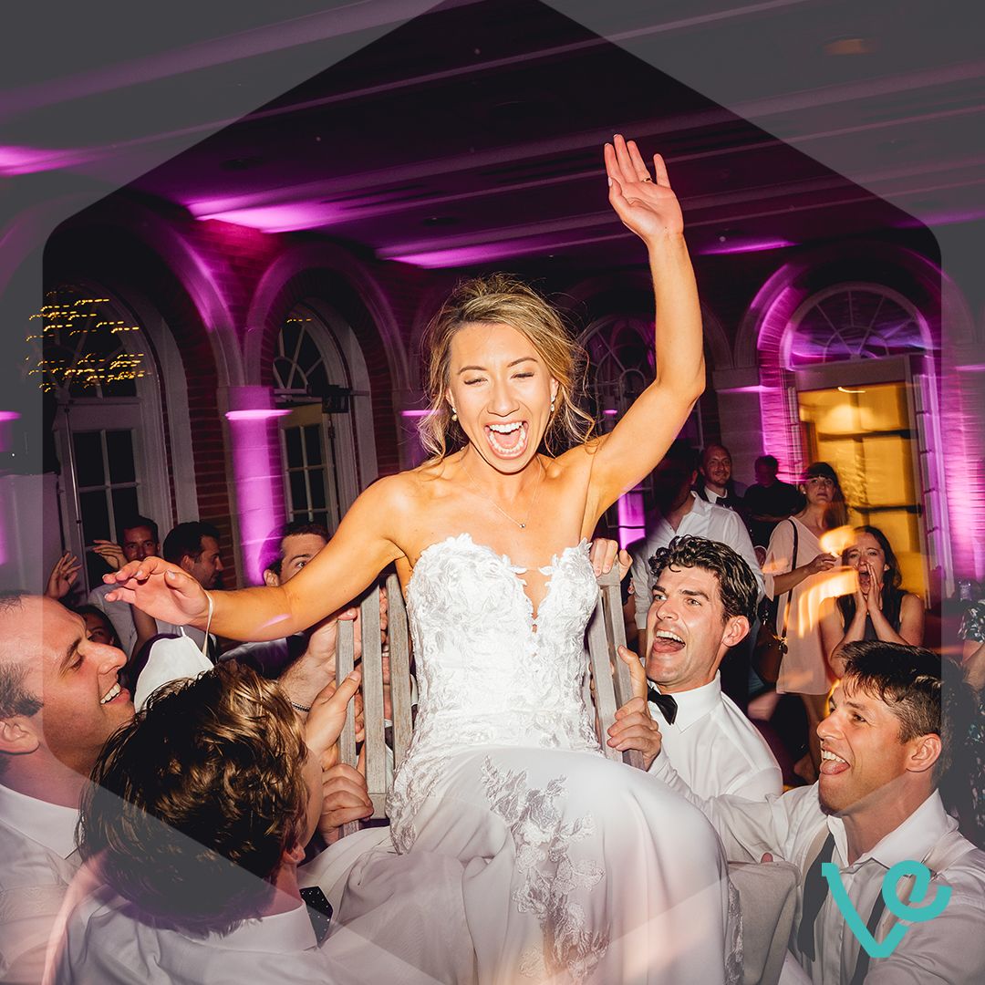 We literally can't wait to start delivering incredible Weddings like this again! 
#virtualevents #eventproduction #greatfosters #greatfosterswedding #greatfostershotel #surreywedding #liveband #weddinglighting #whitestage #firstdance #weddinginspiration #wedding #weddingdress