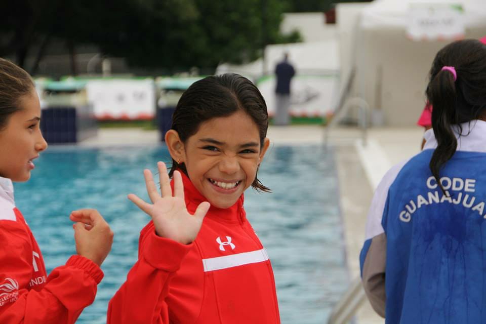 MajoSanchezMx's tweet photo. #recuerdos 💭
...Cuando tenia 9 años en mi primer Olimpiada Nacional #ON2015 .
😍Me dije que jamas la olvidaría 🙃
#clavados 💦
@DeporteCDMX 👍🏻 https://t.co/zo5k1ZLoWv
